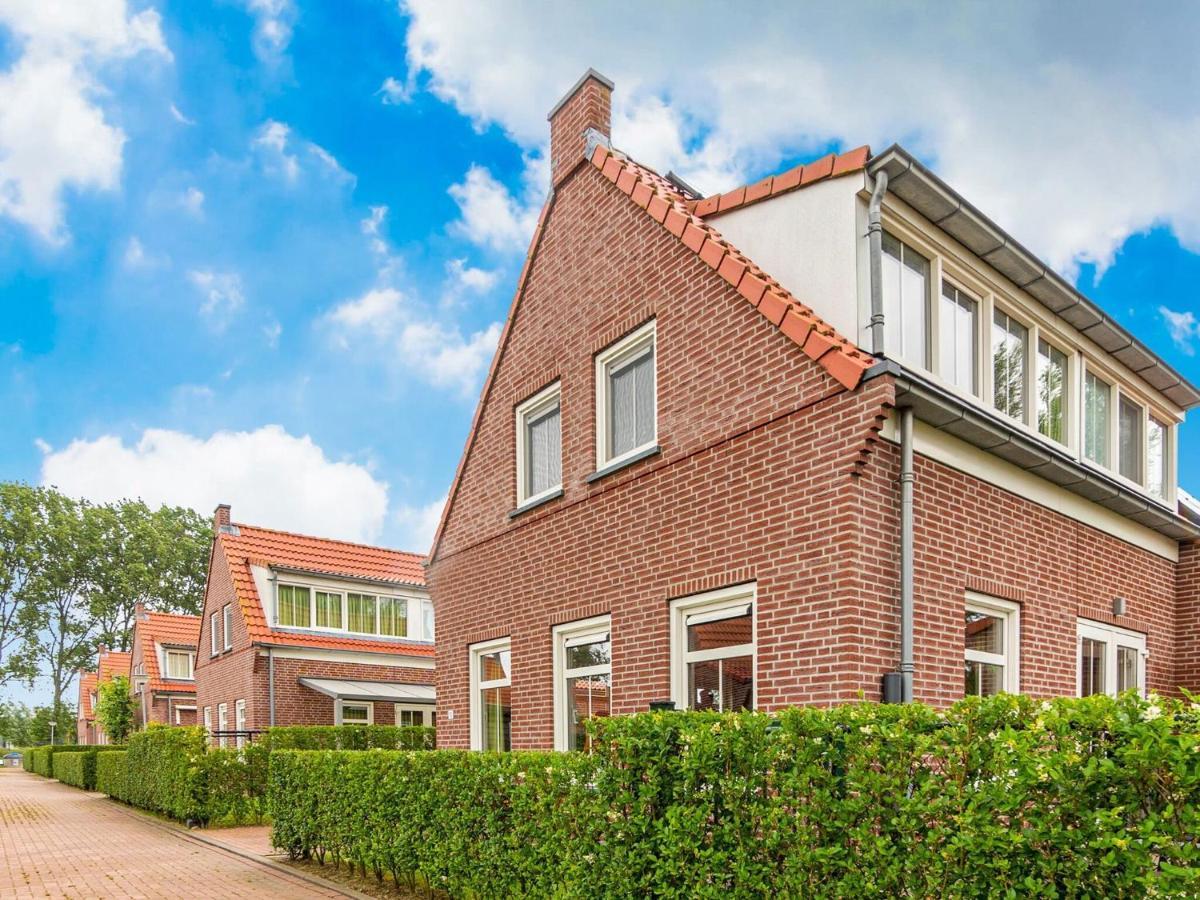 Cozy Detached House Near Breskens With Garden And Two Nice Terraces Exterior photo